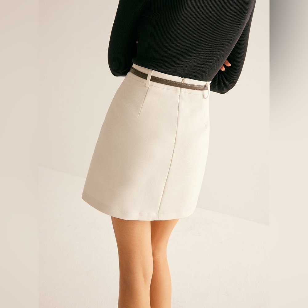 Commense Essential Mini Skirt With Belt - Picture 2 of 5